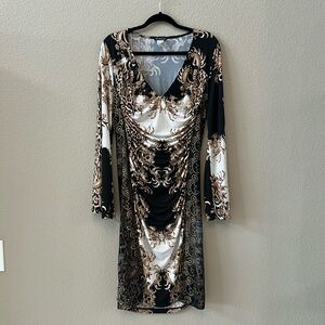 Venus brand printed stretchy dress bell sleeve size XL